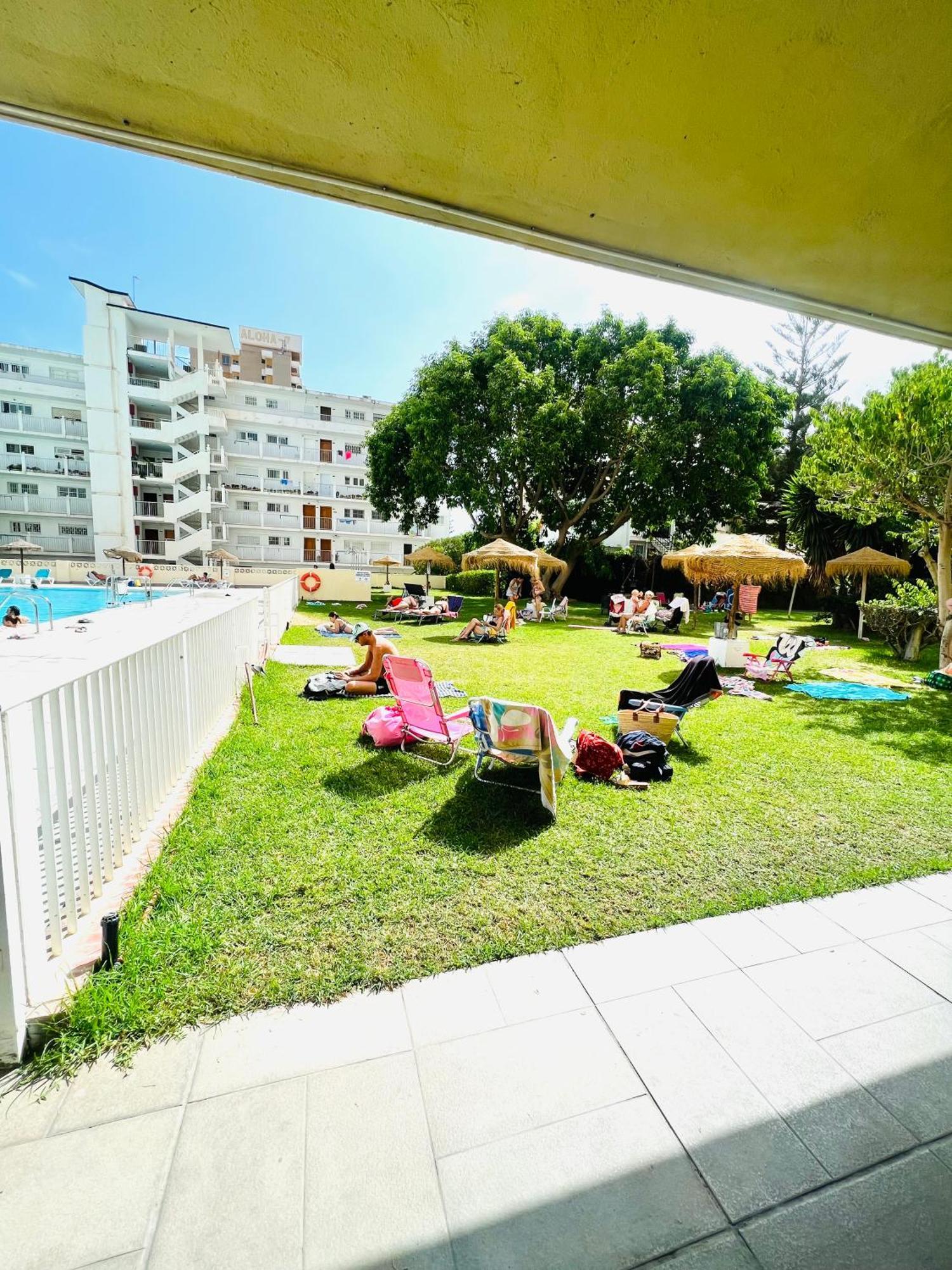 Torremolinos Carihuela Nucleo Cristal Apartment Exterior photo